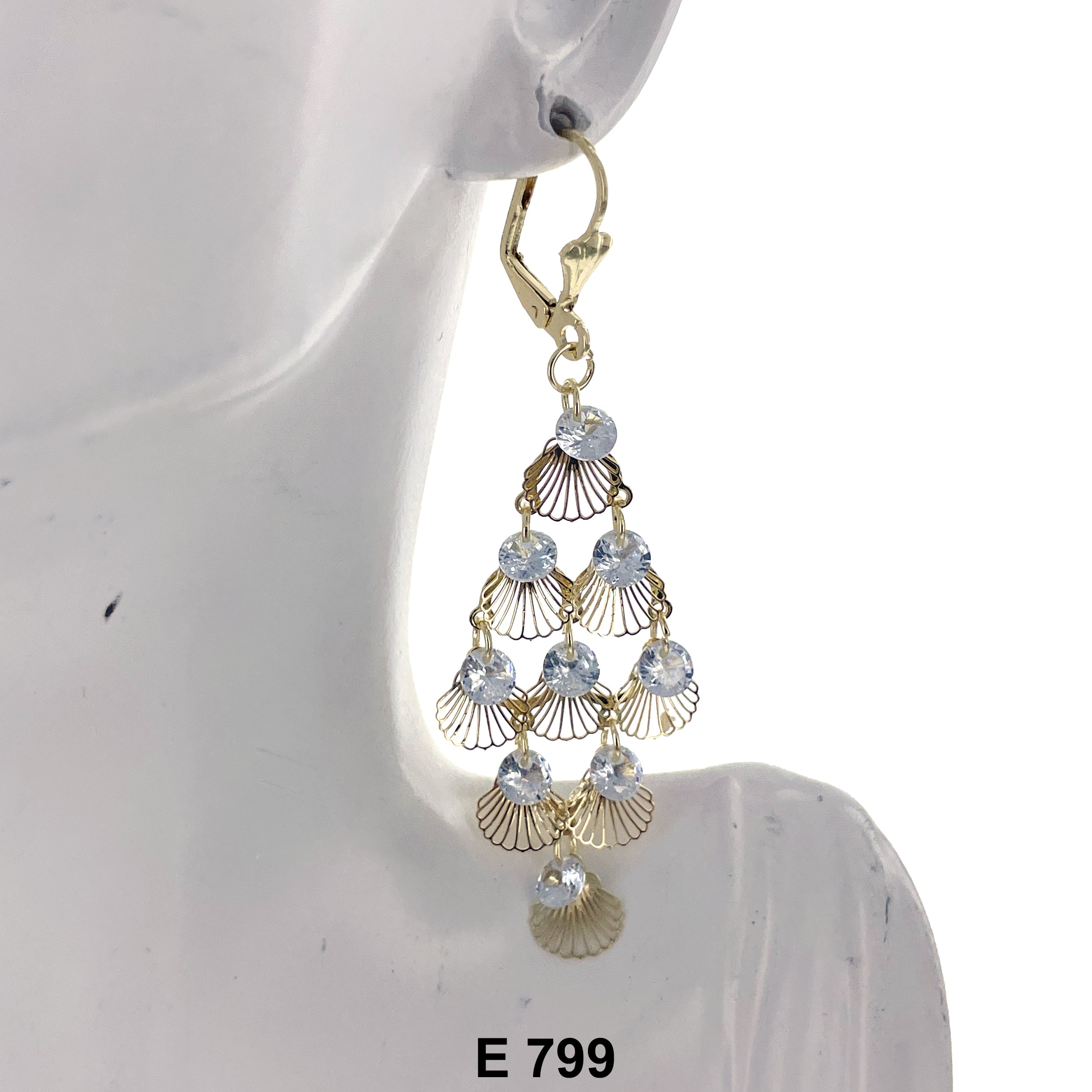 Duck Paw Chandelier Earring E 799