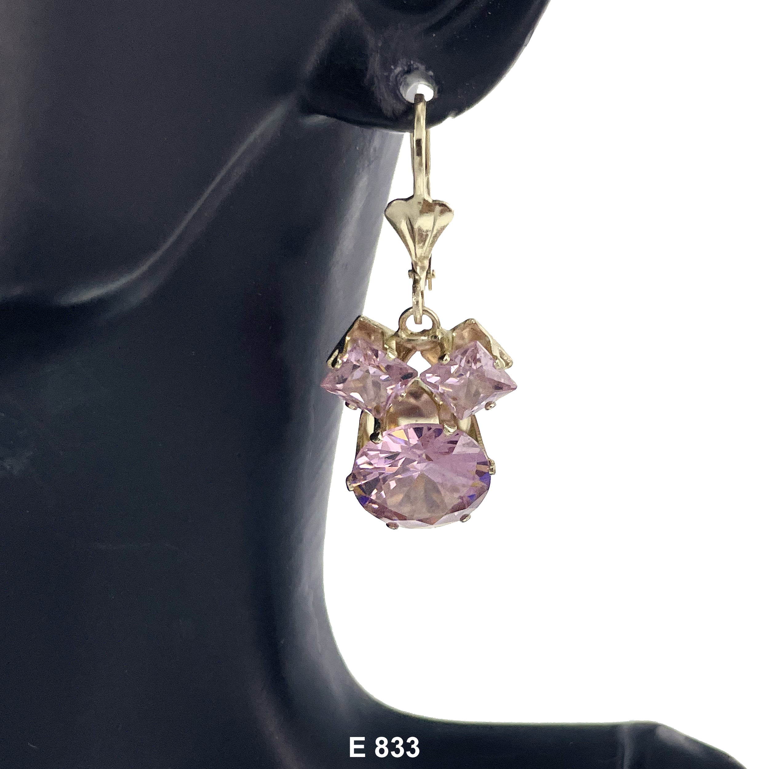 Duck Paw Round Stoned Earring E 833