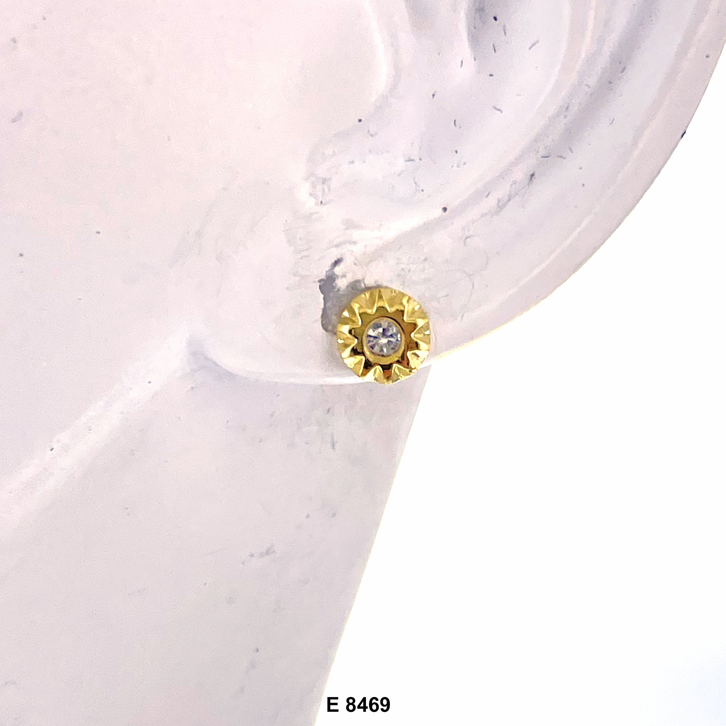 Circle Stud Earrings E 8469