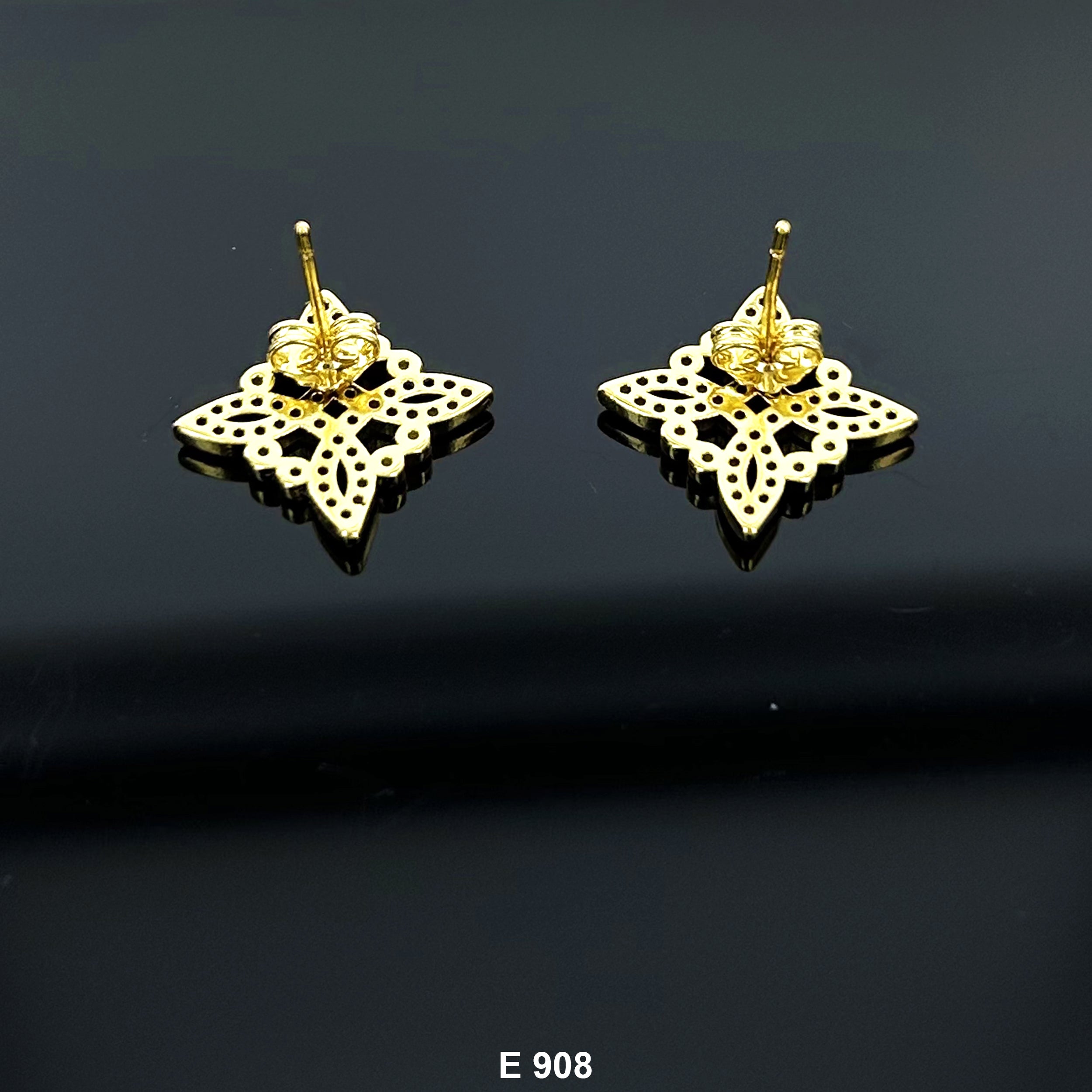El Nudo De Brujas Stud Earrings E 908