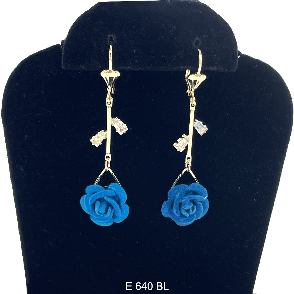 Duck Paw Earrings E 640 BL