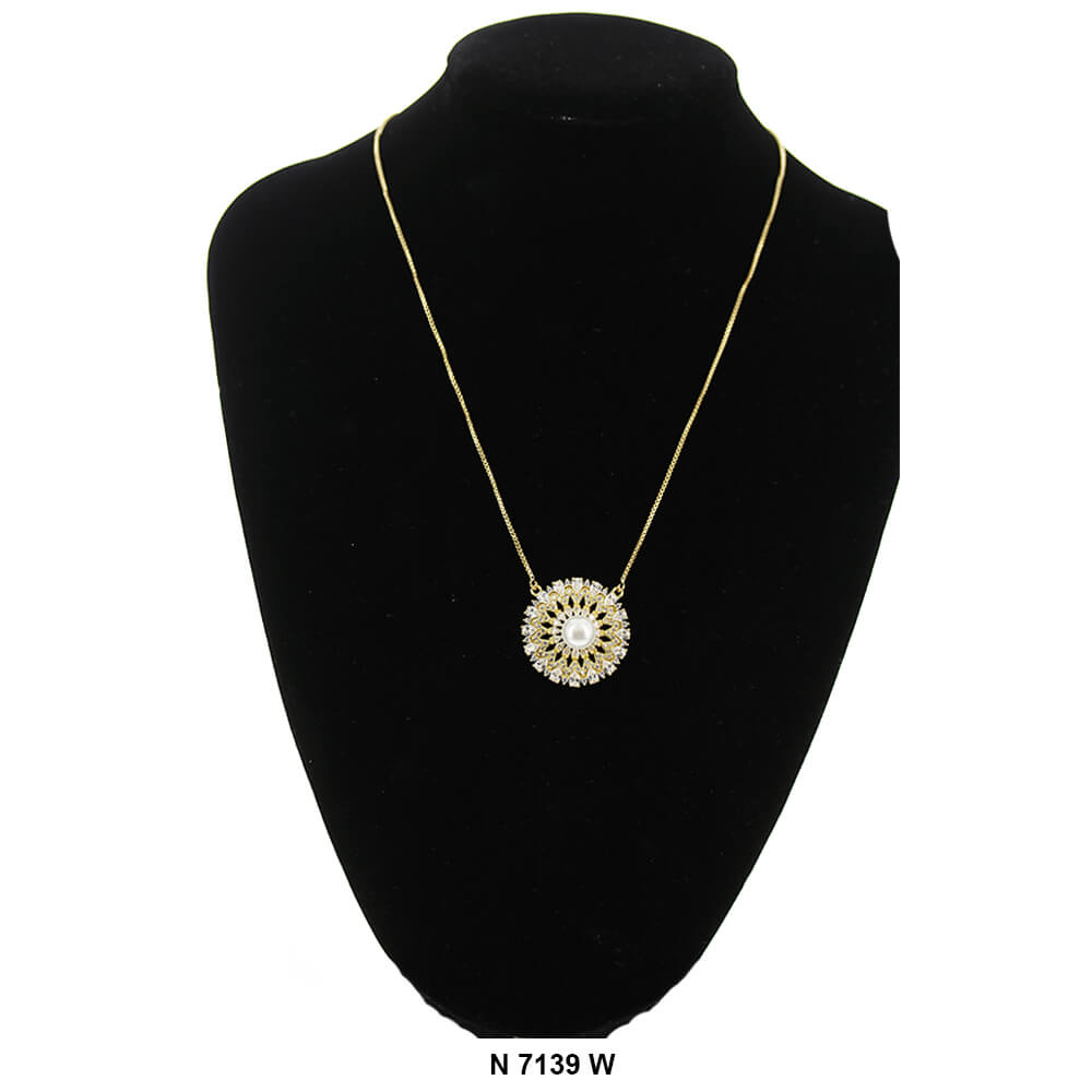 Pendant With Chain Necklace N 7139 W