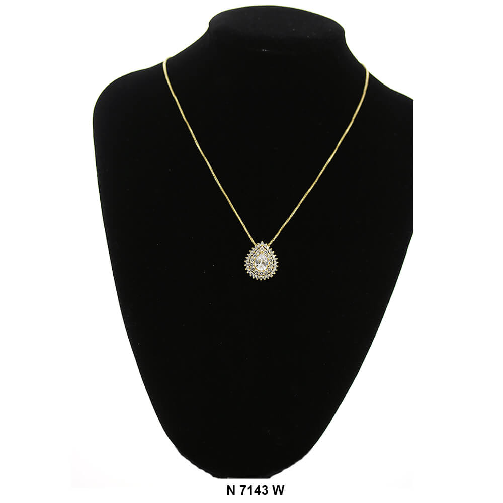 Pendant With Chain Necklace N 7143 W