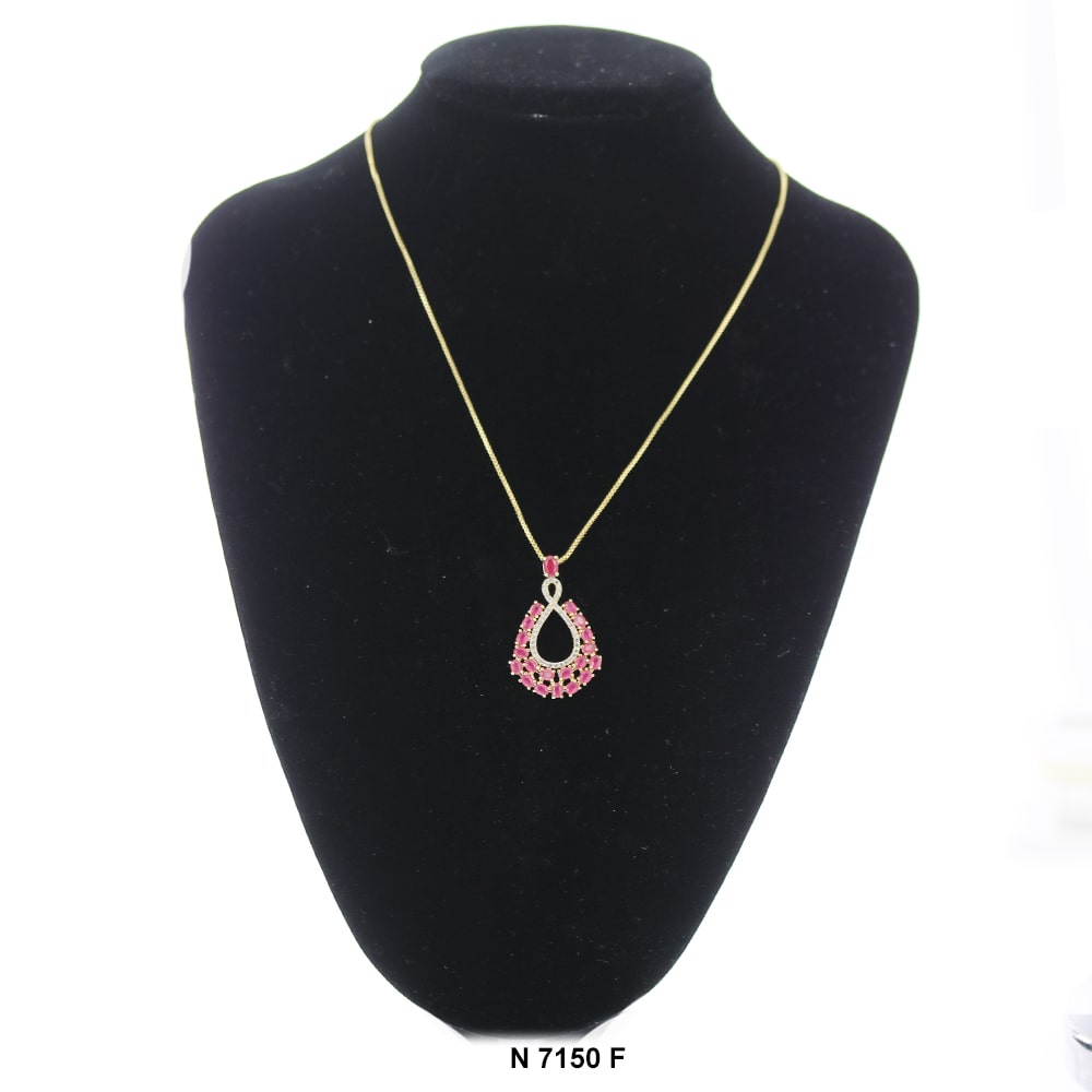 Pendant With Chain Necklace N 7150 F