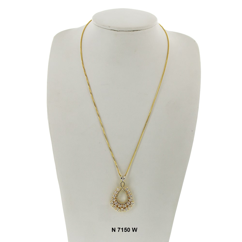 Pendant With Chain Necklace N 7150 W