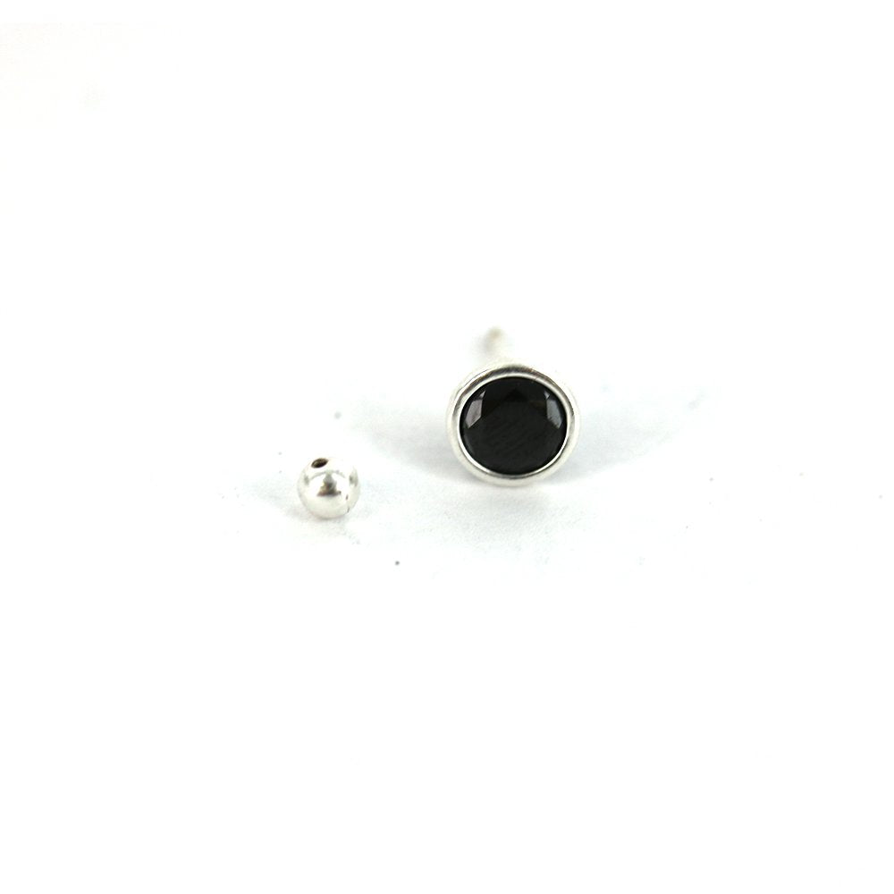 Round 925 Sterling Silver Studs SSST070 BK